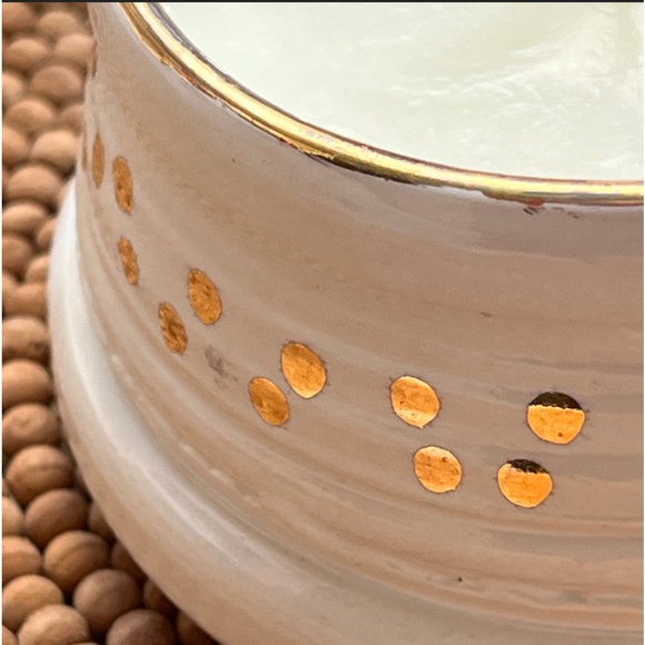 Sea Shells Genuine Gold with Unscented Soy Candle Pottery - Picture 4 of 9